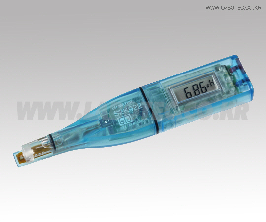 pH METER